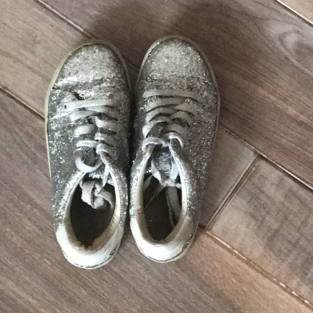 ✨Sparkly shoes✨